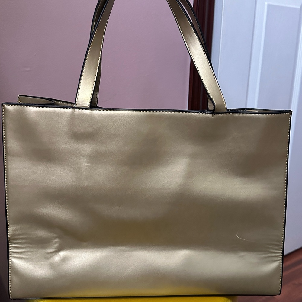 SNEAKERHEAD GOLD TOTE BAG - Picture 3 of 5